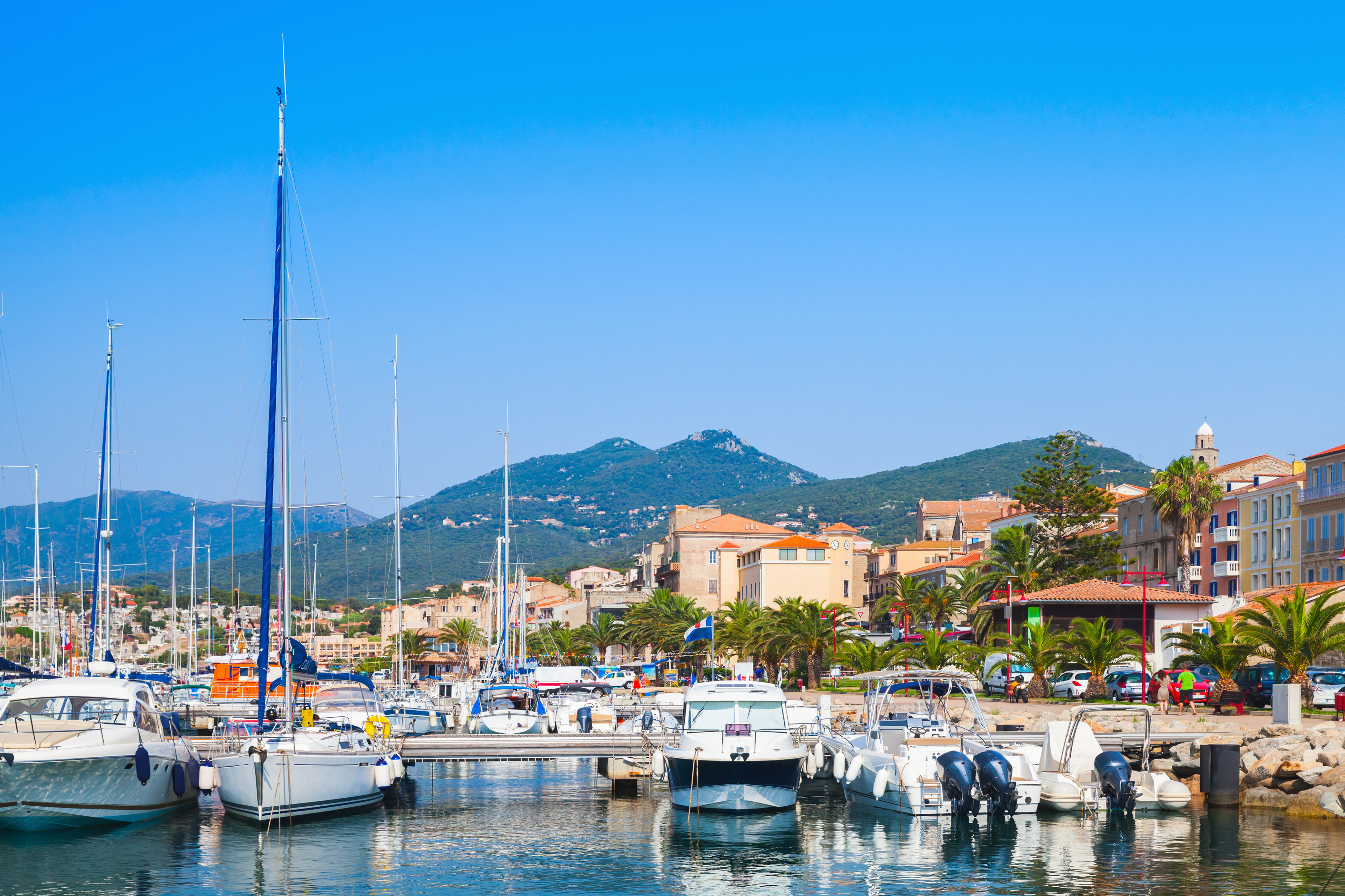 Paysage de Propriano en Corse Extrême Sud